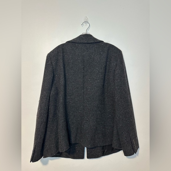 Lauren Ralph Lauren Women's Medium Gray Button Down Wool Blend Blazer Sz 16W - Picture 8 of 9